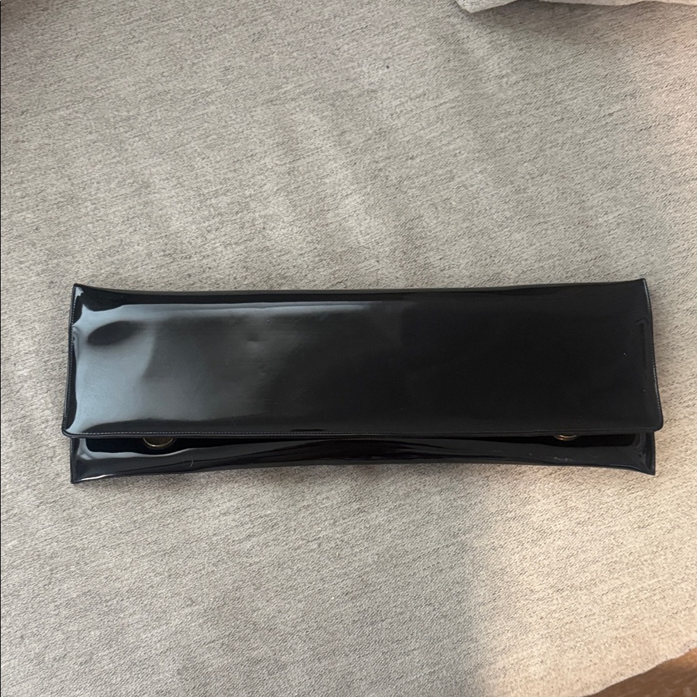 ParisStyle 1960s Sleek Black Patent Clutch